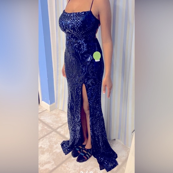 Windsor Evening Gown - Picture 1 of 7